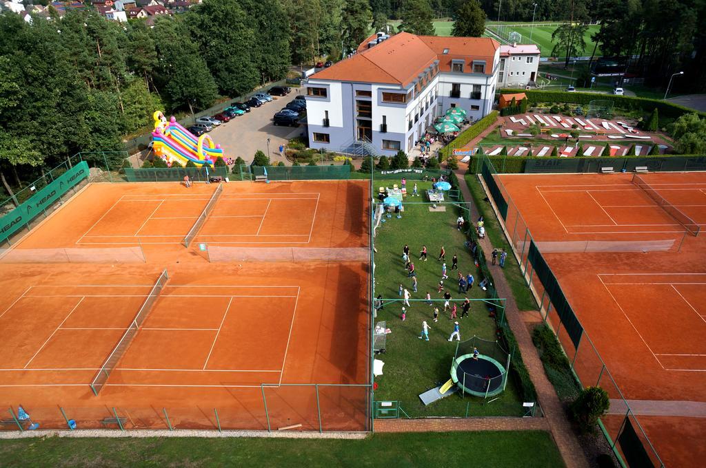 Hotel Sport Zruč Eksteriør billede